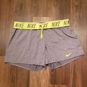 Nike Women's Shorts Size Medium